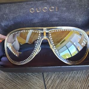 Gucci aviator sunglasses